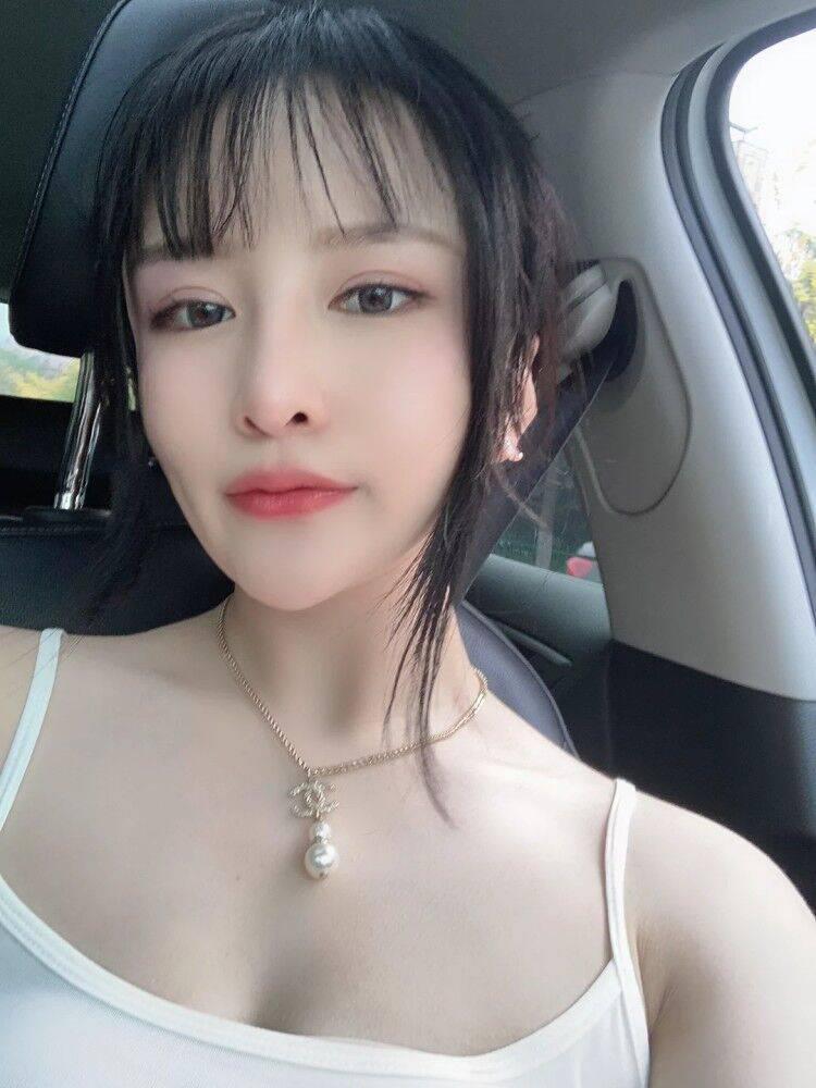 街道口美少女晨儿